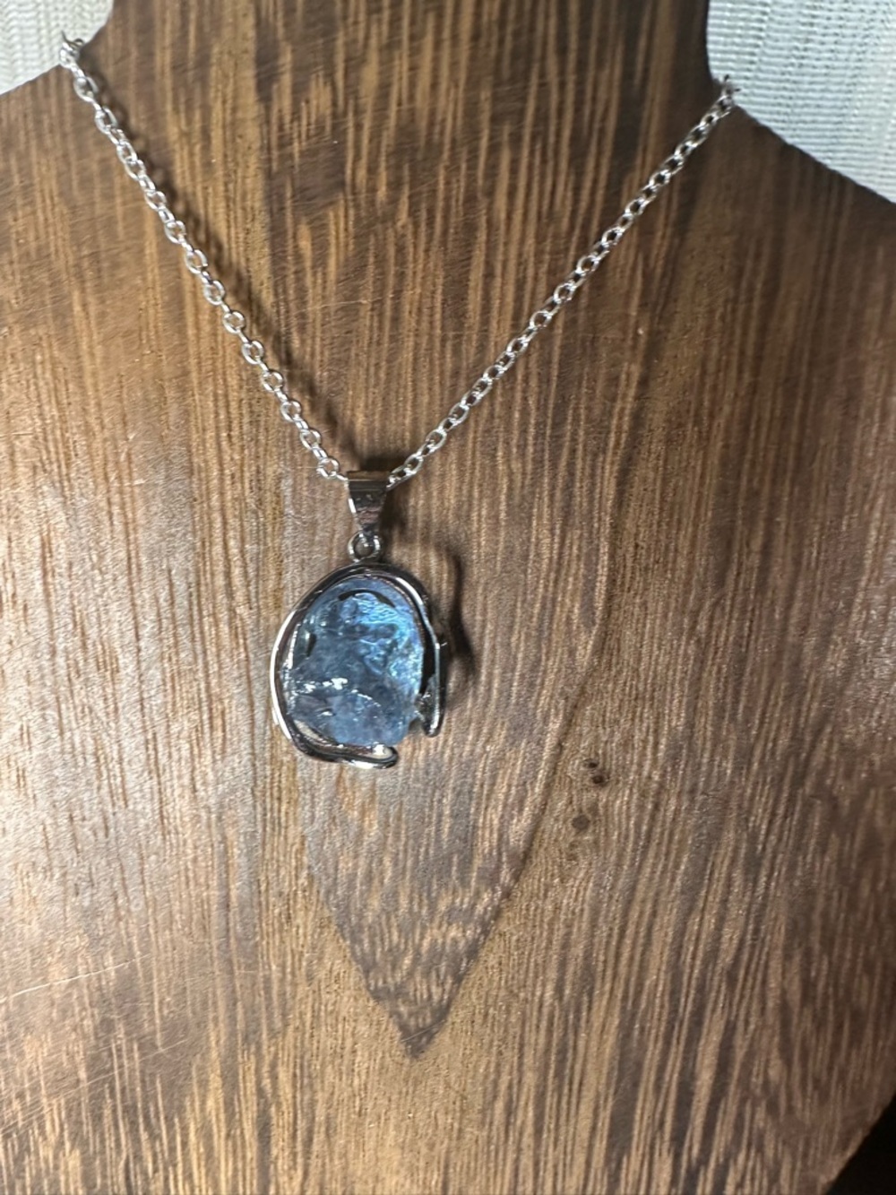 Blue Raw Stone Pendant Necklace - Silver Metal - Picture 10 of 16